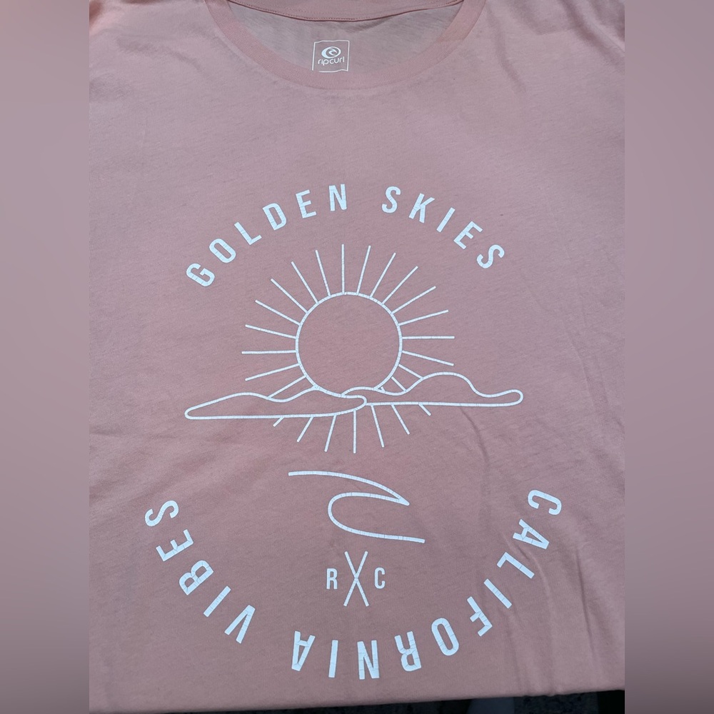 Ripcurl Xl t shirt pink